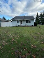 725 Edelweiss Ln SE in Olympia, WA - Building Photo