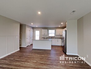 1034 Cone Blvd in Nashville, TN - Building Photo - Building Photo