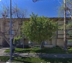 7805 Reseda Blvd in Los Angeles, CA - Building Photo