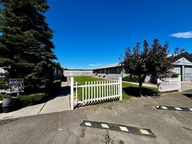 4803 Bonnie Ln in Yakima, WA - Building Photo