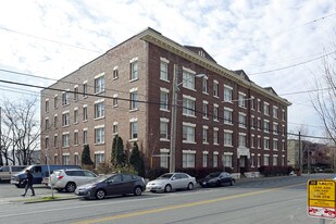 Chander Hall in Seattle, WA - Building Photo