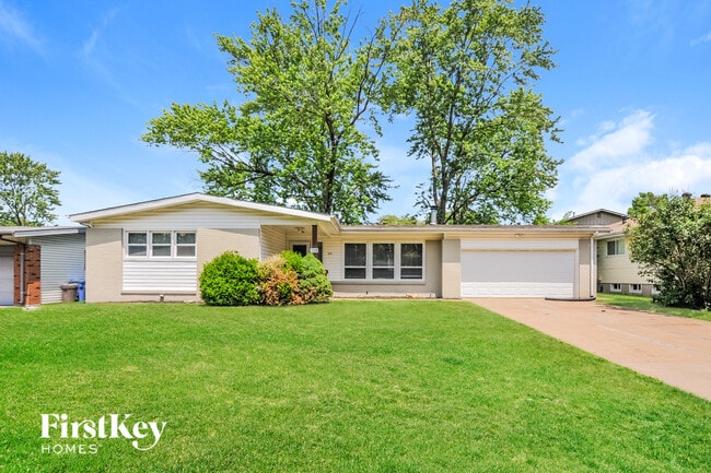 property at 3245 Santiago Dr