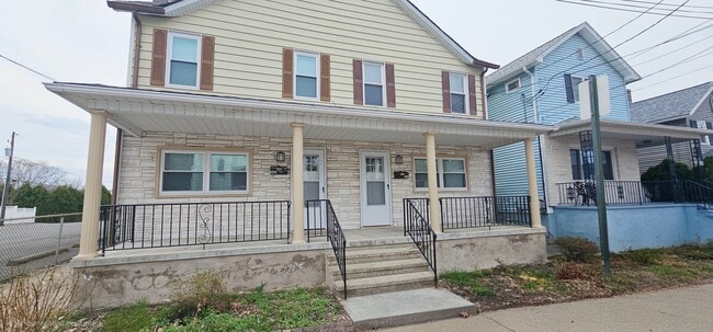 property at 304 Vine St