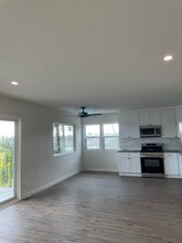 2110 Gaviota Ave-Unit -D in Signal Hill, CA - Building Photo - Building Photo