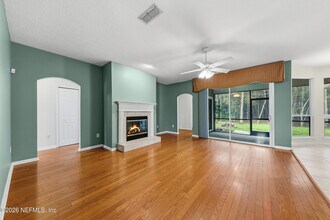 593 Grand Parke Dr in Jacksonville, FL - Building Photo - Building Photo