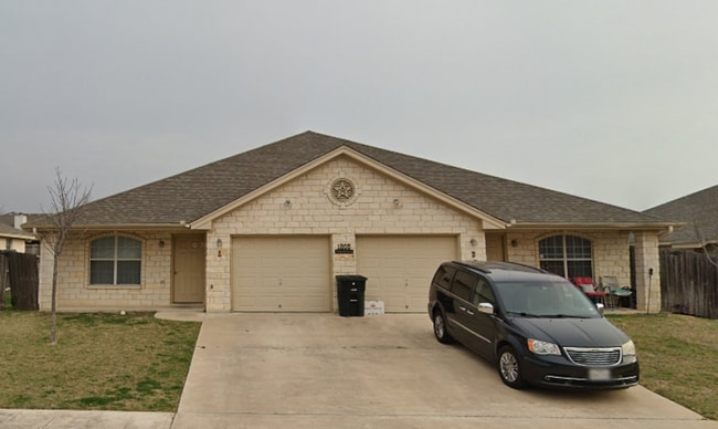 1205 Powder River Dr
