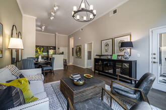 Prairie Crossing in Farmers Branch, TX - Foto de edificio - Interior Photo