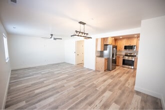 520 E South Weber Dr, Unit A3 in South Weber, UT - Building Photo - Building Photo