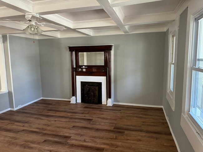 359 Henry St, Unit 1 in South Amboy, NJ - Foto de edificio - Building Photo