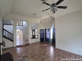 7014 Hickory Ridge Dr in Converse, TX - Building Photo