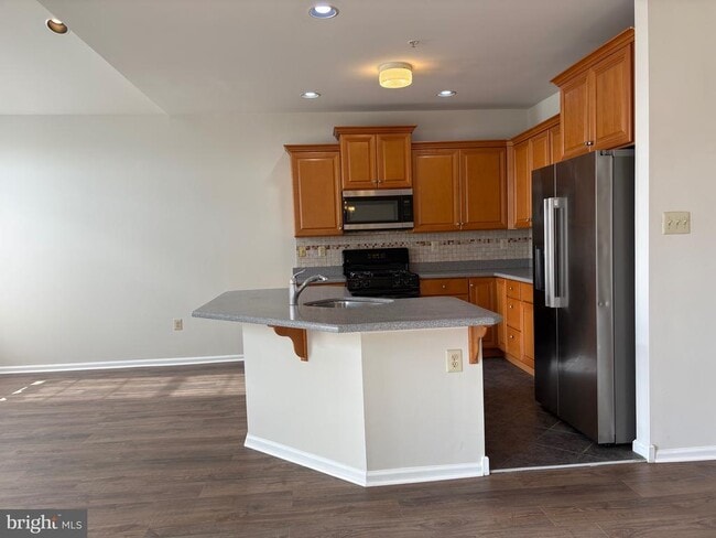 17 Lincoln Dr in Downingtown, PA - Building Photo - Building Photo