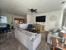 6241 Holdrege St in Lincoln, NE - Building Photo