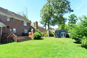 2526 Wingfield Rd in Norfolk, VA - Building Photo - Building Photo