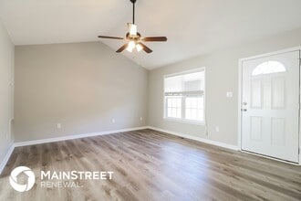 448 Sunray Dr in Clayton, NC - Foto de edificio - Building Photo