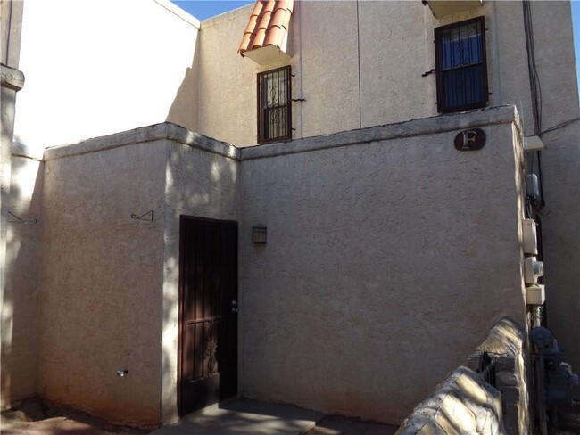 1587 Bengal Dr in El Paso, TX - Building Photo - Building Photo