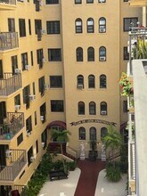 130 4th Ave N in St. Petersburg, FL - Building Photo - Building Photo
