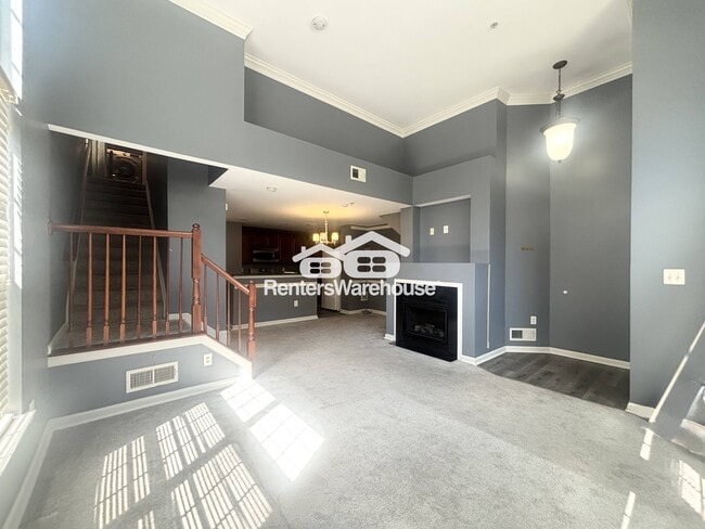 923 Pine Forest Ln in Kettering, MD - Foto de edificio - Building Photo