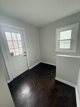 221 E Bennett St in Ferndale, MI - Building Photo - Building Photo