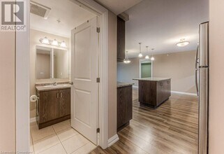 778 Laurelwood Dr in Waterloo, ON - Building Photo - Building Photo