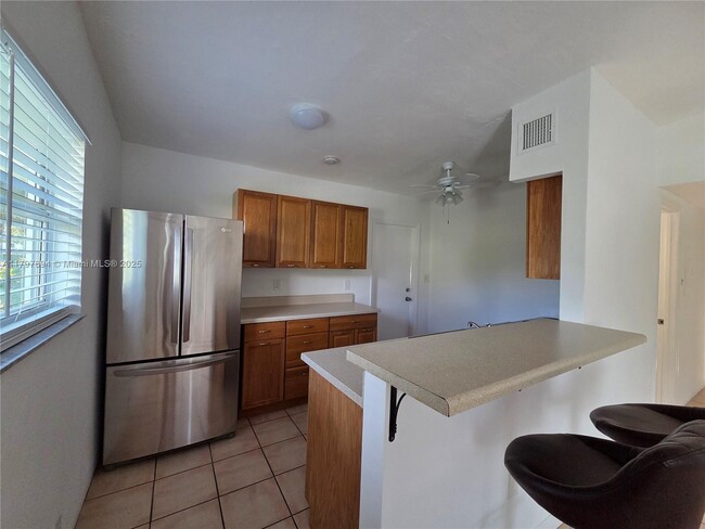 3464 Frow Ave in Miami, FL - Building Photo - Building Photo