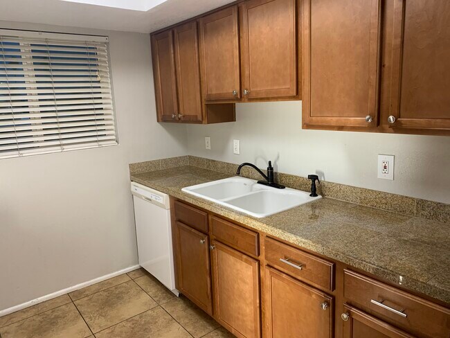 11350 W Tennessee Ave in Youngtown, AZ - Building Photo - Building Photo