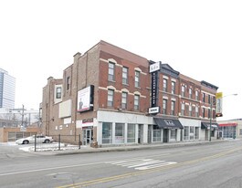 1574-1586 N Clybourn Ave in Chicago, IL - Building Photo