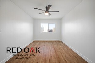 340 W 87th St in Los Angeles, CA - Building Photo