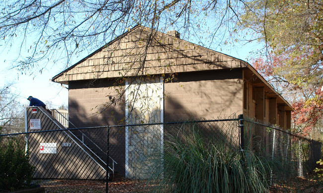 McGeo Commons in Durham, NC - Foto de edificio - Building Photo