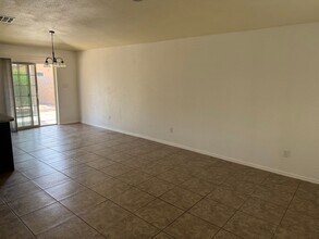 352 S Sunset Ave in Somerton, AZ - Building Photo - Building Photo