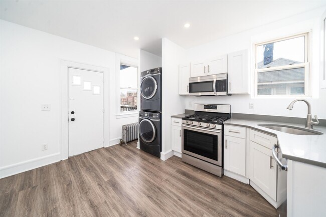 property at 81 Glenridge Ave