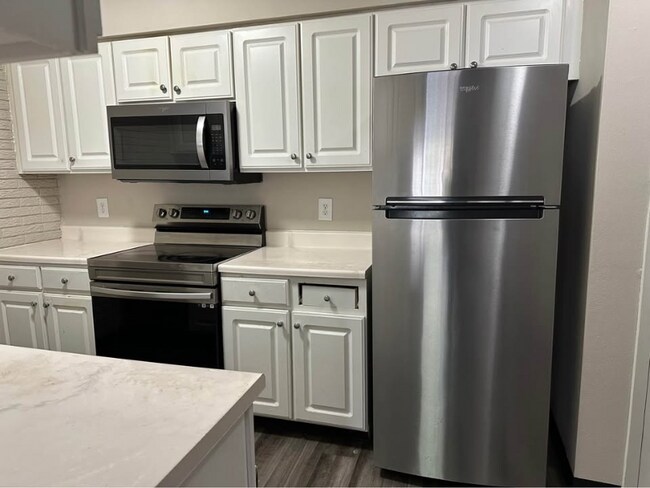 931 22nd Ave in Coralville, IA - Foto de edificio - Building Photo