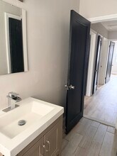 1416 E Cold Spring Ln in Baltimore, MD - Foto de edificio - Building Photo