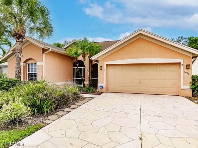 7625 Citrus Hill Ln in Naples, FL - Foto de edificio - Building Photo