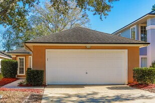 3942 Pebble Brooke Circle South, Unit G in Orange Park, FL - Building Photo