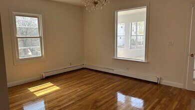 48 Buckley St in Quincy, MA - Building Photo - Building Photo