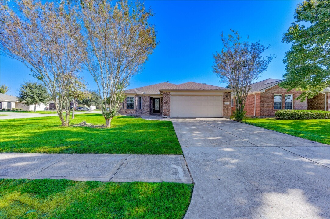 3162 Crossout Ct in Spring, TX - Building Photo