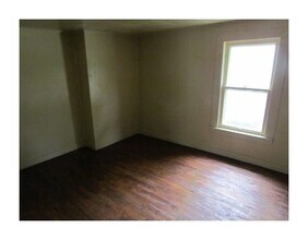 622 E Huntsville Rd in Fayetteville, AR - Foto de edificio - Building Photo