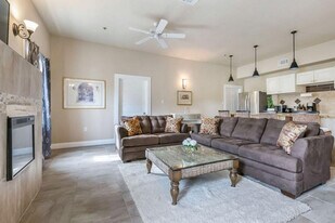 1818 Carondelet St, Unit SI ID1269259P in New Orleans, LA - Building Photo