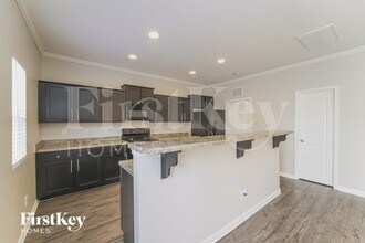 6406 Springbeauty Dr in Charlotte, NC - Building Photo - Building Photo