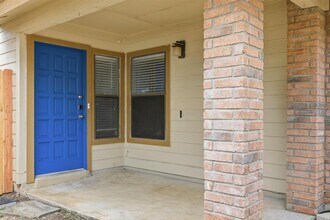 3426 Serene Grove in San Antonio, TX - Building Photo - Building Photo