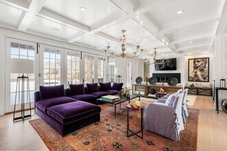 34 Brewster Rd in Nantucket, MA - Building Photo - Building Photo