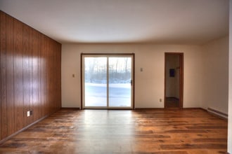 421 S Suffolk St in Ironwood, MI - Building Photo - Building Photo