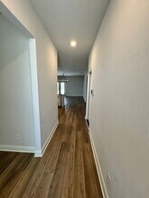 9342 Crestway Rd in Converse, TX - Building Photo - Building Photo