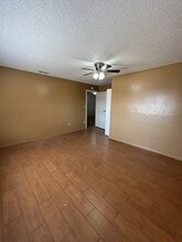 700 W Fern Ave, Unit 22 in McAllen, TX - Building Photo - Building Photo