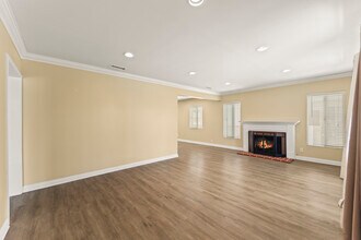 12938 Jefferson Ave in Hawthorne, CA - Building Photo - Building Photo