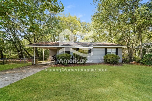 property at 2751 Glenn St
