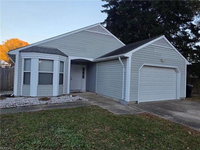 258 Doyle Way in Virginia Beach, VA - Building Photo - Building Photo