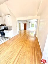 9012 Phyllis Ave in West Hollywood, CA - Building Photo - Building Photo