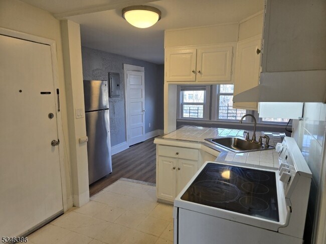 781 S 12th St in Newark, NJ - Building Photo - Building Photo