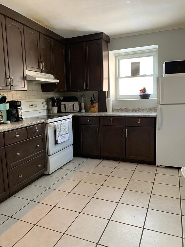 9 Waterloo Av in Guelph, ON - Building Photo - Building Photo